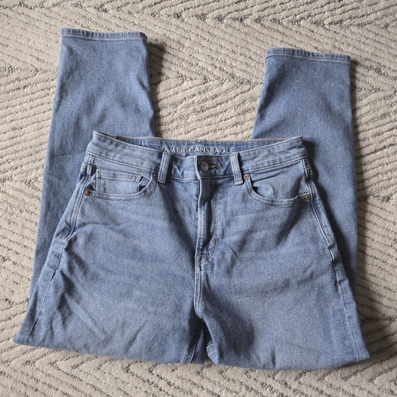 American Eagle women mom jean 4S Short Stretch Comfy French Girl Minimalist - Picture 9 of 14